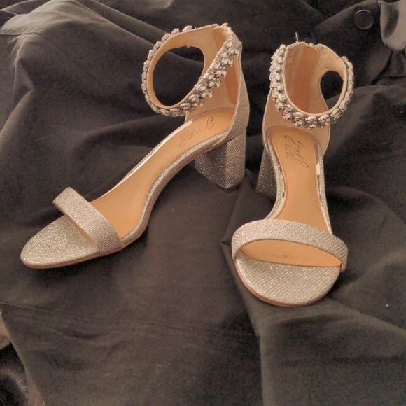 ankle strap sandals 7 1/2 - Picture 1 of 5